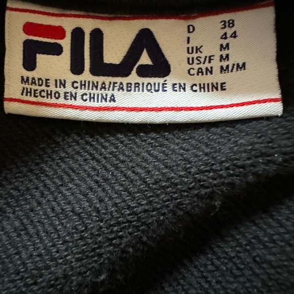 Fila Black sweatshirt With Multicolor Letters. Size Medium - Picture 7 of 7